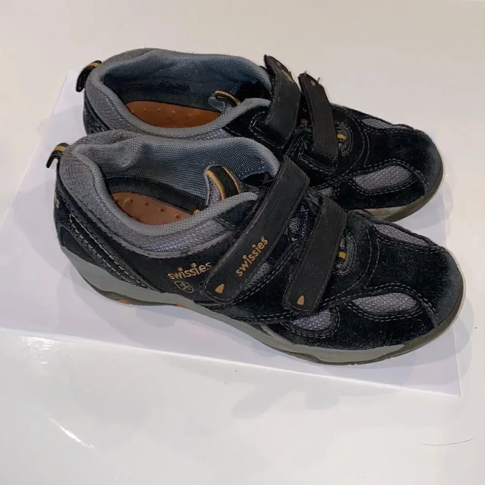 Swissies sneakers